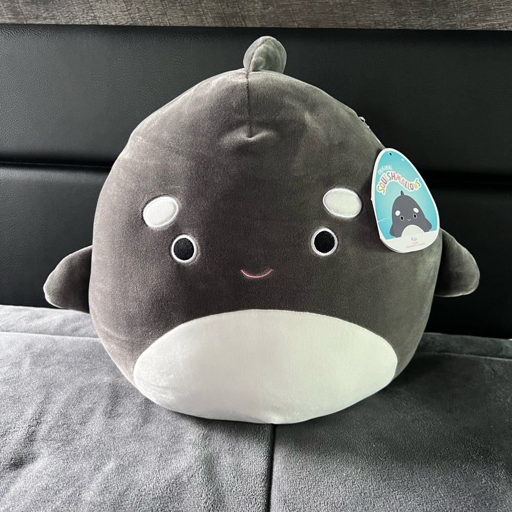 Kai the orca squishmallow